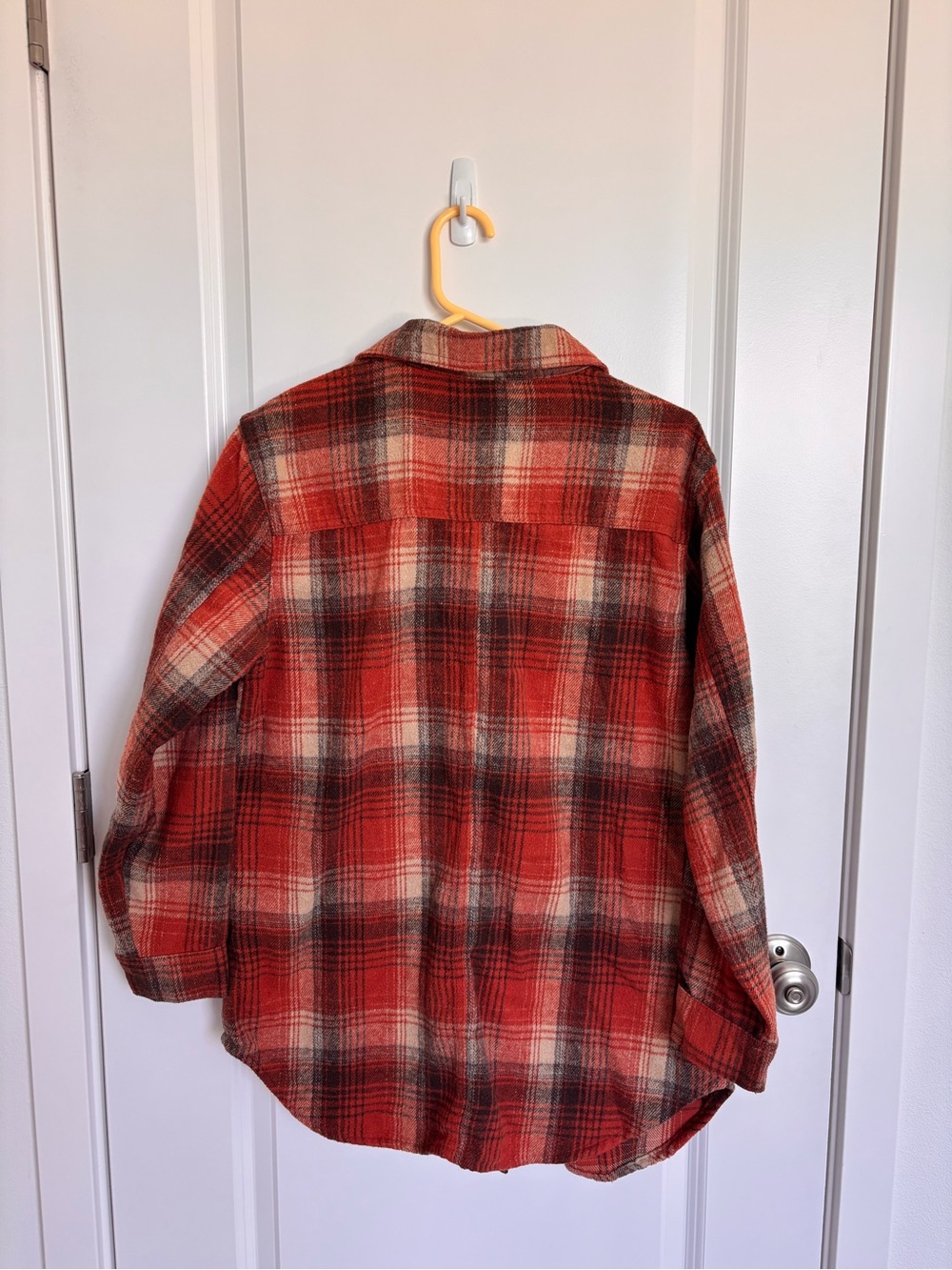 BBJ Los Angeles Rust Plaid Button-Front Shacket - Picture 4 of 4
